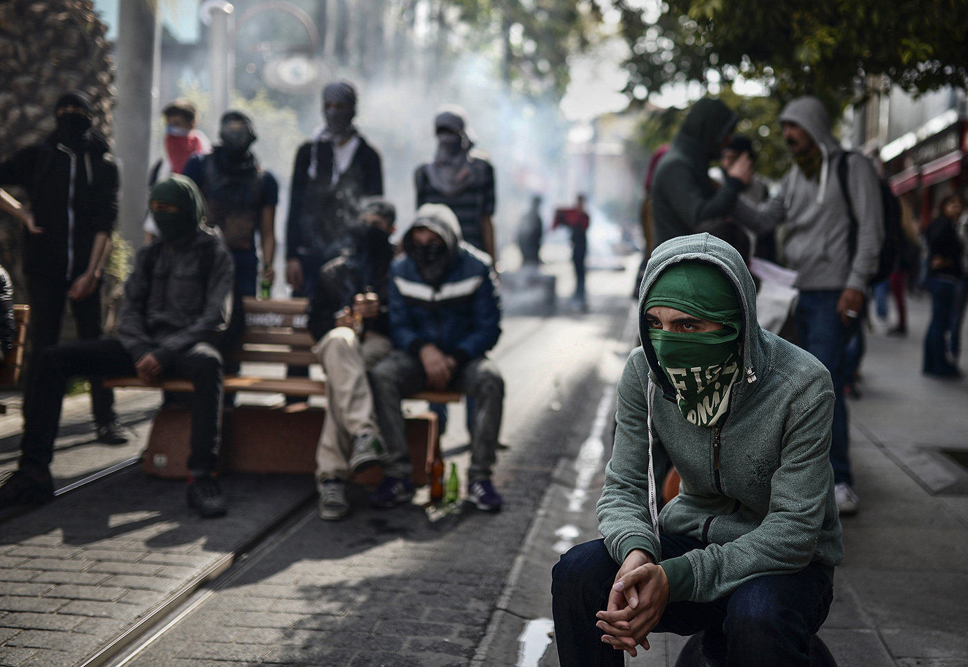 Protestors who clashed with riot police during a protest against Islamic State (IS) militants Istanbul, Turkey, 07 October 2014.